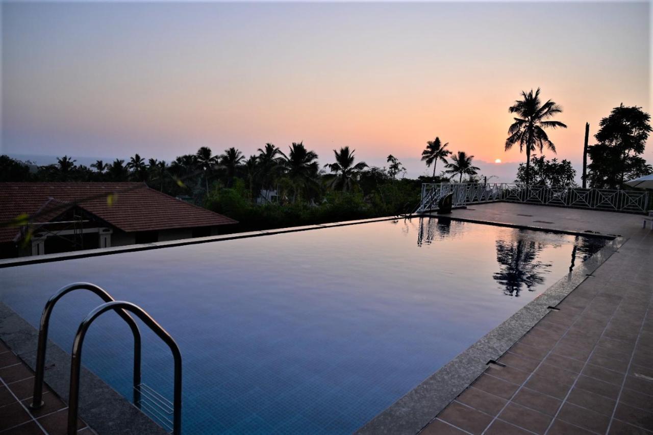 Aadisaktthi Leisure Resort, Kovalam Thiruvananthapuram Екстер'єр фото