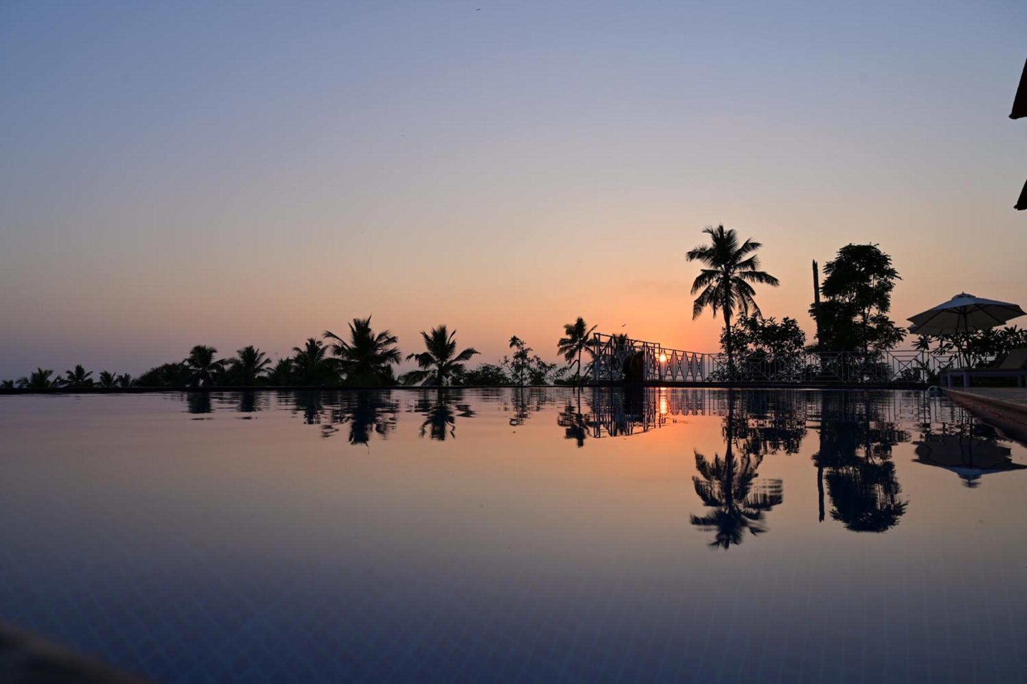 Aadisaktthi Leisure Resort, Kovalam Thiruvananthapuram Екстер'єр фото